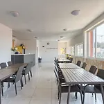 La * פולה