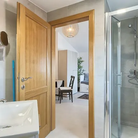 Apartment La